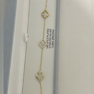NIB RACHEL ZOE MOTHER OF PEARL CLOVER BRACELET